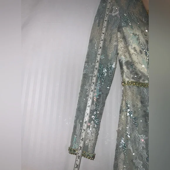 MAC DUGGAL Long Sleeve Sequin Gown - Picture 12 of 14